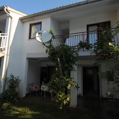 7137b Apartment